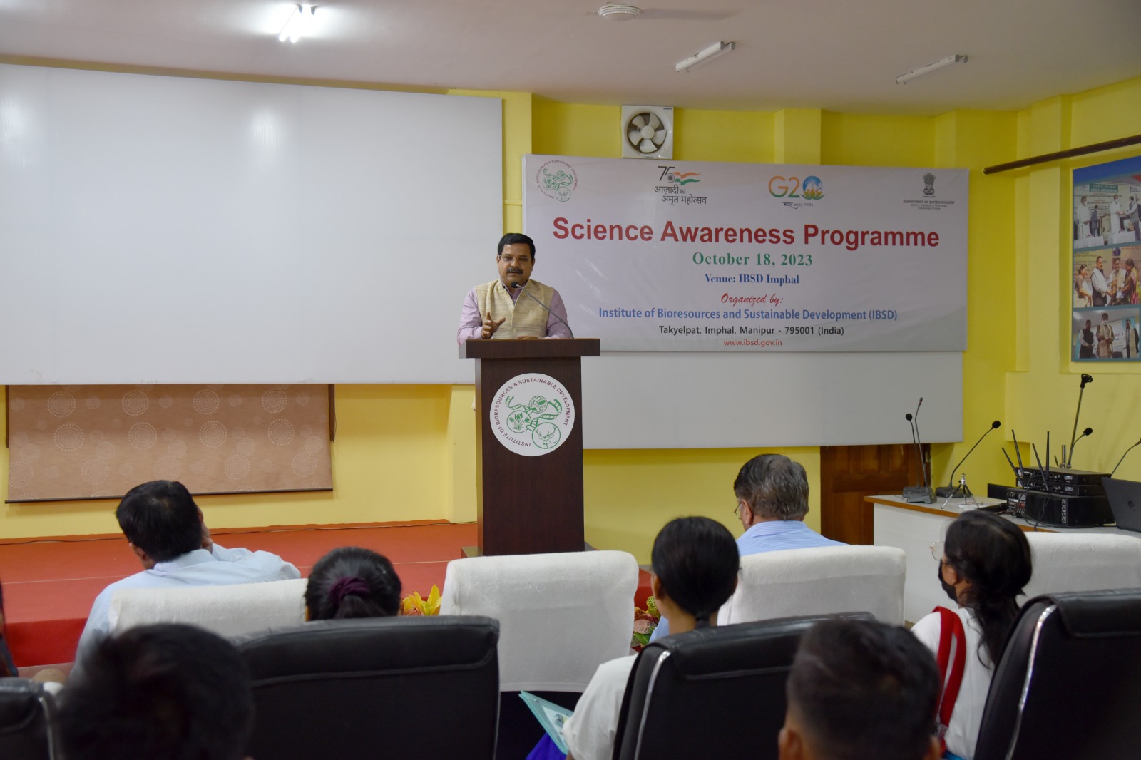 ibsd-organised-scientific-awareness-program-and-interactions-of-the-scientists-and-research-scholars-with-the-students-of-the-relief-camps-of-manipur-on-18th-october-2023-